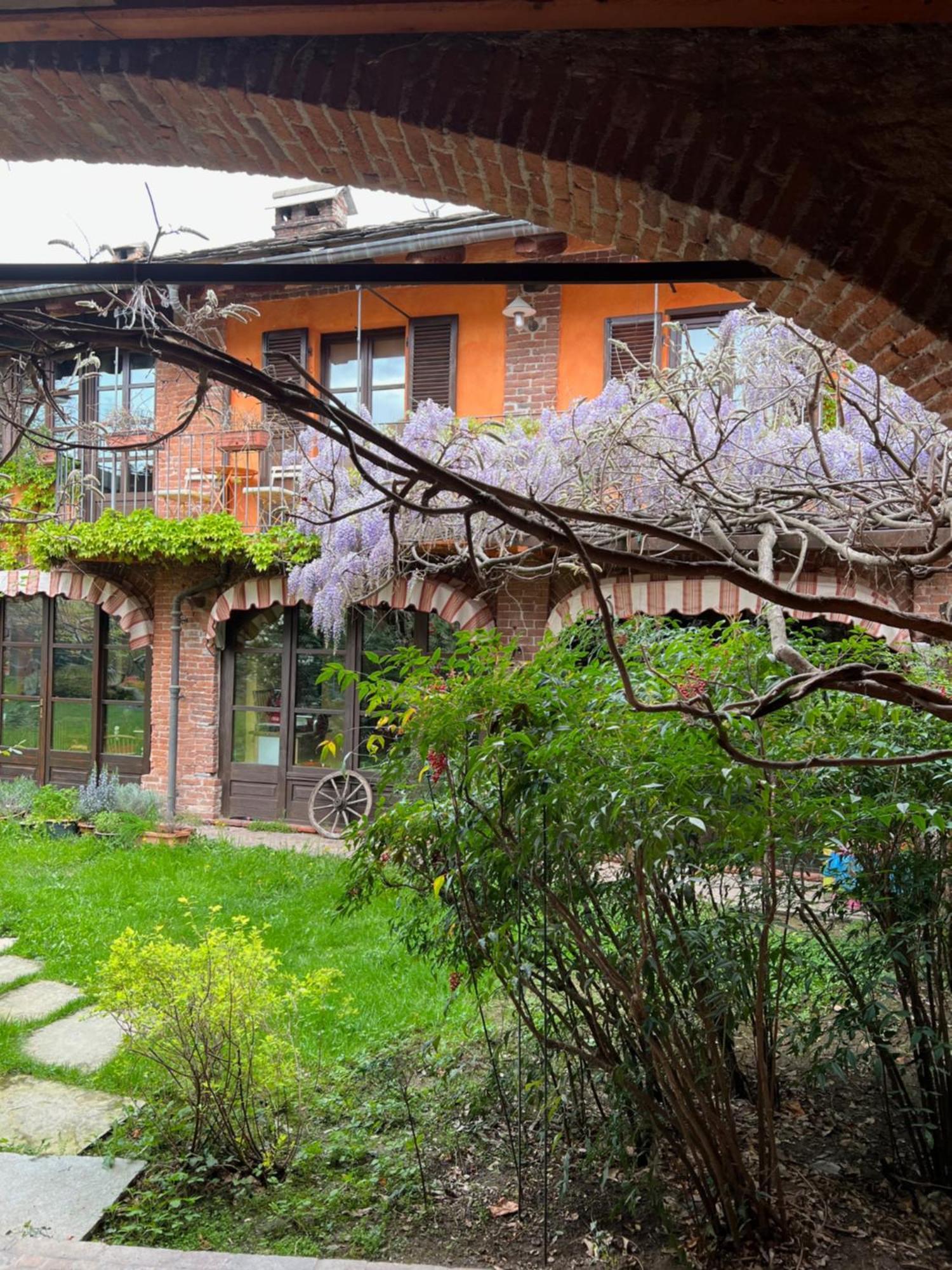 La Casa Arancione Otel Boves Dış mekan fotoğraf